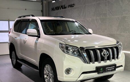 Toyota Land Cruiser Prado 150 рестайлинг 2, 2016 год, 2 900 000 рублей, 2 фотография
