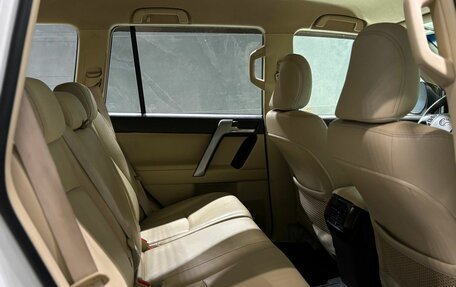 Toyota Land Cruiser Prado 150 рестайлинг 2, 2016 год, 2 900 000 рублей, 11 фотография