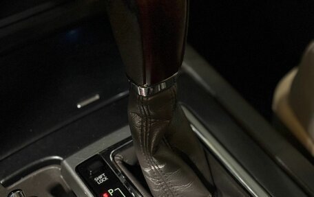 Toyota Land Cruiser Prado 150 рестайлинг 2, 2016 год, 2 900 000 рублей, 29 фотография