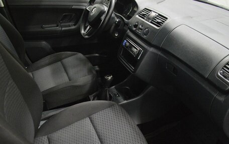 Skoda Fabia II, 2013 год, 550 000 рублей, 12 фотография