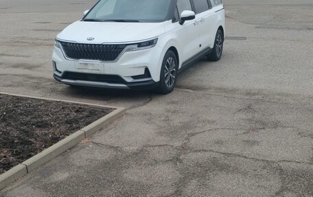 KIA Carnival, 2021 год, 2 750 000 рублей, 2 фотография