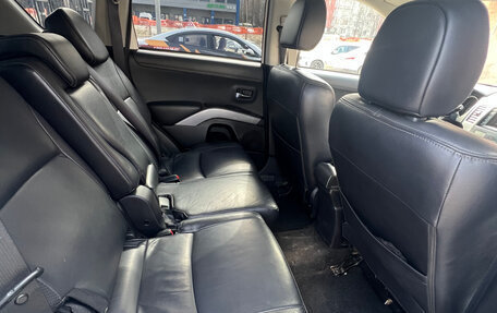 Mitsubishi Outlander III рестайлинг 3, 2010 год, 1 200 000 рублей, 7 фотография