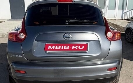 Nissan Juke II, 2012 год, 900 000 рублей, 14 фотография