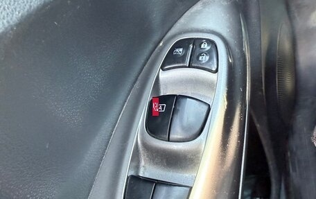 Nissan Juke II, 2012 год, 900 000 рублей, 13 фотография