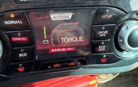 Nissan Juke II, 2012 год, 900 000 рублей, 9 фотография