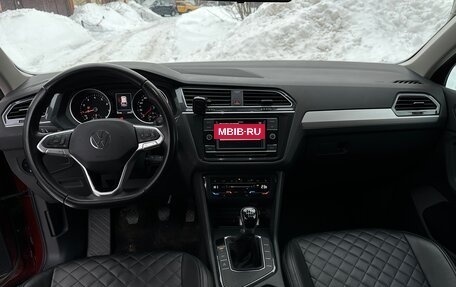 Volkswagen Tiguan II, 2021 год, 3 000 000 рублей, 5 фотография