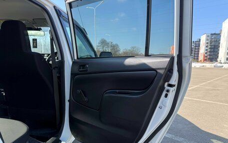 Toyota Probox I, 2017 год, 940 000 рублей, 18 фотография
