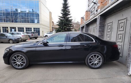 Mercedes-Benz E-Класс, 2021 год, 5 650 000 рублей, 2 фотография