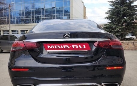 Mercedes-Benz E-Класс, 2021 год, 5 650 000 рублей, 3 фотография