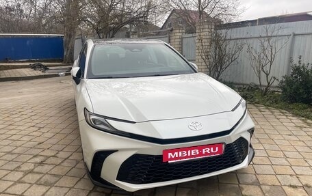 Toyota Camry, 2024 год, 3 650 000 рублей, 3 фотография