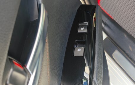 Toyota Camry, 2018 год, 2 300 000 рублей, 13 фотография