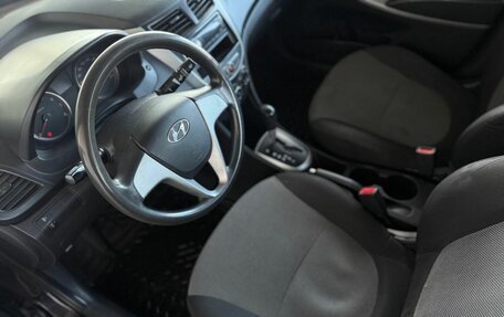 Hyundai Solaris II рестайлинг, 2012 год, 670 000 рублей, 10 фотография