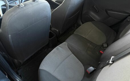 Hyundai Solaris II рестайлинг, 2012 год, 670 000 рублей, 17 фотография