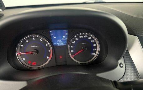 Hyundai Solaris II рестайлинг, 2011 год, 850 000 рублей, 15 фотография