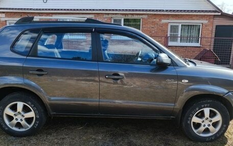 Hyundai Tucson III, 2007 год, 580 000 рублей, 2 фотография