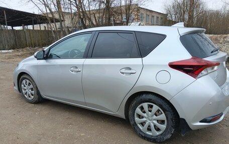 Toyota Auris II, 2016 год, 1 450 000 рублей, 6 фотография