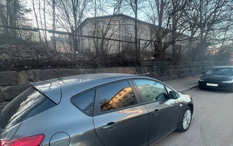 Opel Astra J, 2011 год, 555 000 рублей, 11 фотография