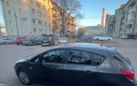 Opel Astra J, 2011 год, 555 000 рублей, 10 фотография