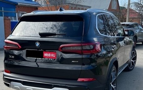 BMW X5, 2019 год, 8 100 000 рублей, 5 фотография
