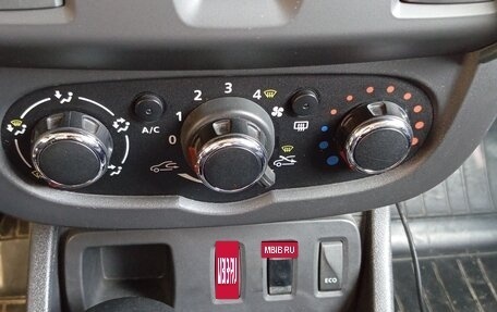 Renault Duster I рестайлинг, 2018 год, 1 175 000 рублей, 11 фотография