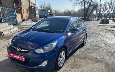 Hyundai Solaris II рестайлинг, 2011 год, 990 000 рублей, 1 фотография