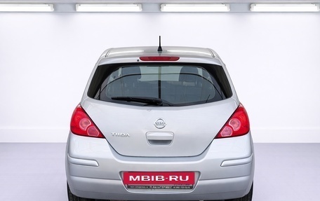 Nissan Tiida, 2011 год, 800 000 рублей, 3 фотография