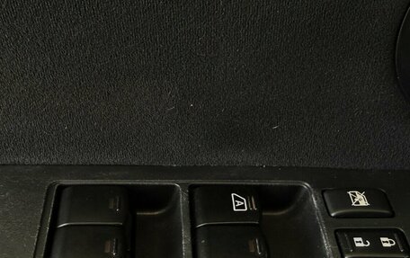 Nissan Tiida, 2011 год, 800 000 рублей, 9 фотография