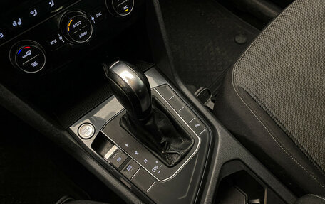 Volkswagen Tiguan II, 2019 год, 2 600 000 рублей, 14 фотография