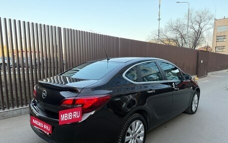 Opel Astra J, 2013 год, 950 000 рублей, 6 фотография