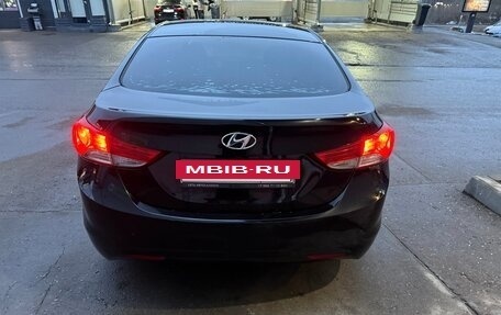 Hyundai Elantra V, 2012 год, 970 000 рублей, 4 фотография