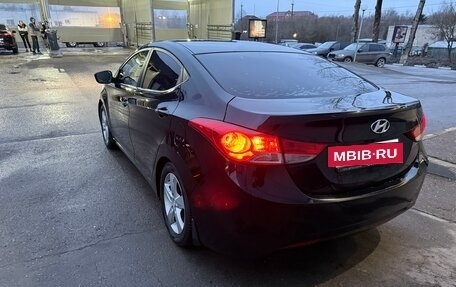 Hyundai Elantra V, 2012 год, 970 000 рублей, 3 фотография