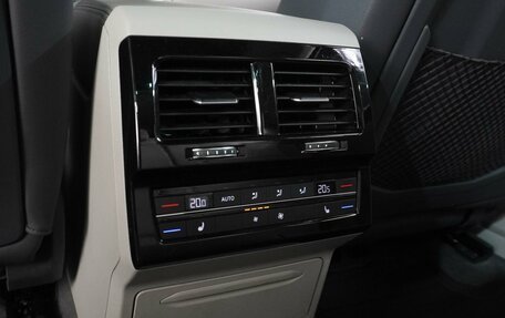 Volkswagen Touareg III, 2019 год, 5 099 000 рублей, 13 фотография