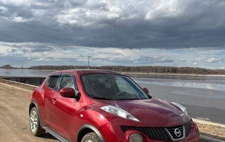 Nissan Juke II, 2013 год, 990 000 рублей, 1 фотография
