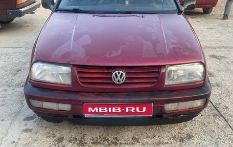 Volkswagen Vento, 1996 год, 125 000 рублей, 1 фотография