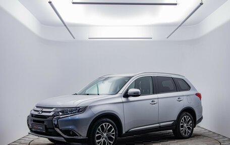 Mitsubishi Outlander III рестайлинг 3, 2017 год, 2 070 000 рублей, 1 фотография