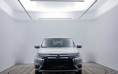 Mitsubishi Outlander III рестайлинг 3, 2017 год, 2 070 000 рублей, 2 фотография