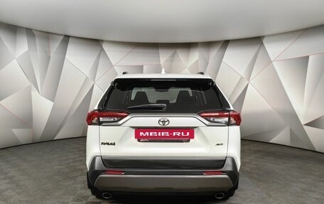 Toyota RAV4, 2020 год, 3 445 000 рублей, 8 фотография