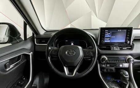 Toyota RAV4, 2020 год, 3 445 000 рублей, 19 фотография