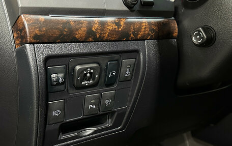 Toyota Land Cruiser 200, 2011 год, 3 200 000 рублей, 15 фотография