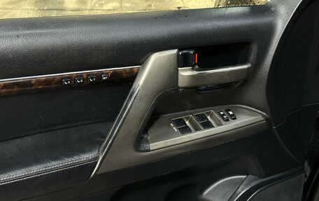 Toyota Land Cruiser 200, 2011 год, 3 200 000 рублей, 16 фотография