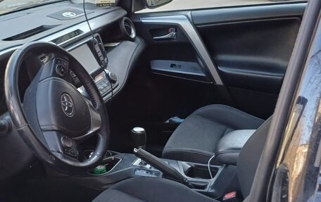 Toyota RAV4, 2018 год, 2 550 000 рублей, 5 фотография