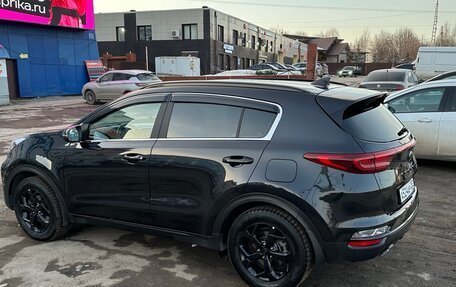 KIA Sportage IV рестайлинг, 2022 год, 2 800 000 рублей, 4 фотография