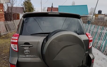 Toyota RAV4, 2011 год, 1 700 000 рублей, 2 фотография