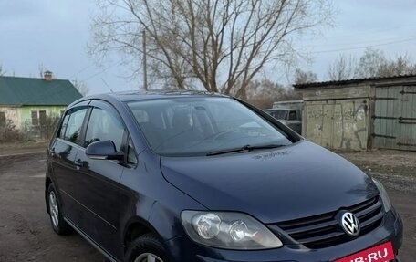 Volkswagen Golf Plus I, 2008 год, 670 000 рублей, 2 фотография