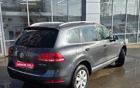 Volkswagen Touareg III, 2013 год, 1 750 000 рублей, 3 фотография