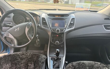 Hyundai Elantra V, 2015 год, 1 570 000 рублей, 11 фотография