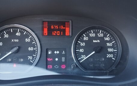 Renault Sandero I, 2014 год, 930 000 рублей, 10 фотография