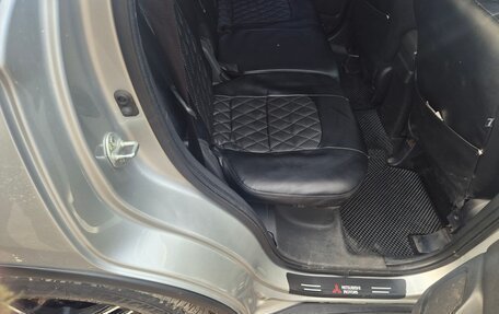 Mitsubishi Outlander III рестайлинг 3, 2015 год, 1 550 000 рублей, 18 фотография