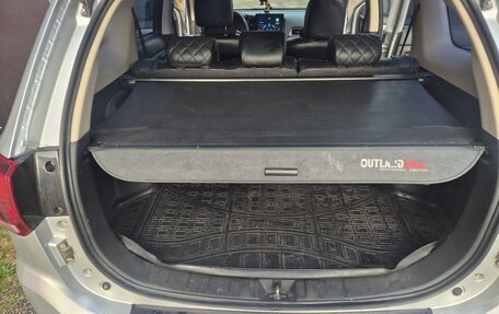 Mitsubishi Outlander III рестайлинг 3, 2015 год, 1 550 000 рублей, 17 фотография