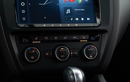 Volkswagen Jetta VI, 2016 год, 1 577 077 рублей, 15 фотография